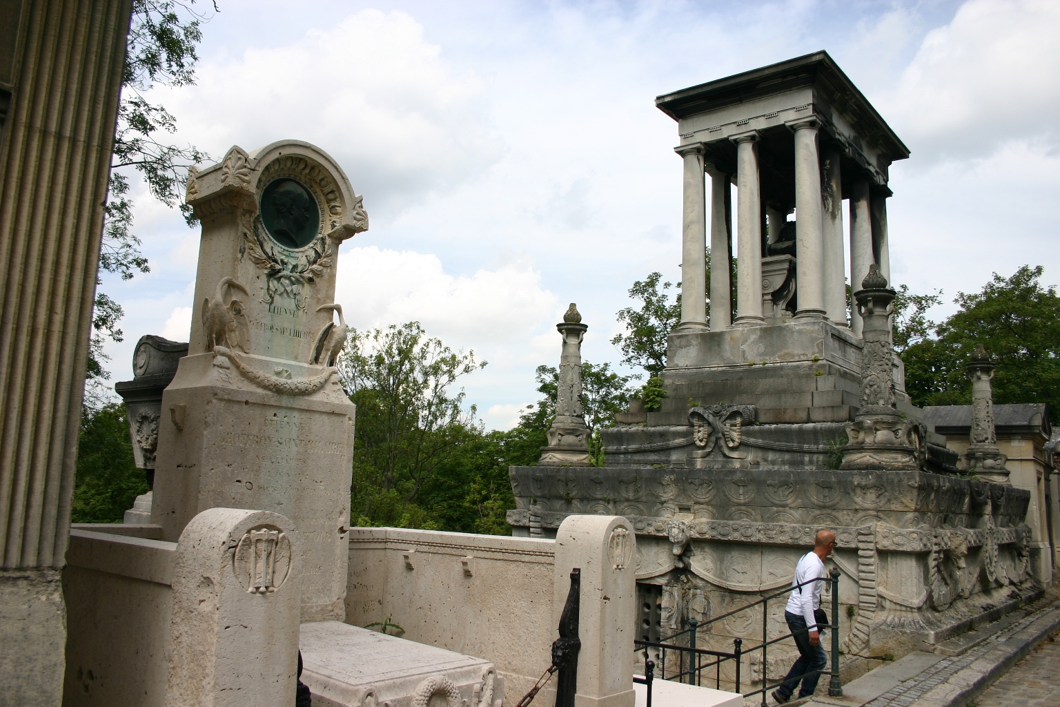 Étienne Geoffroy Saint-Hilaire's tomb, Pere Lachaise Cemetery, Paris (1).JPG